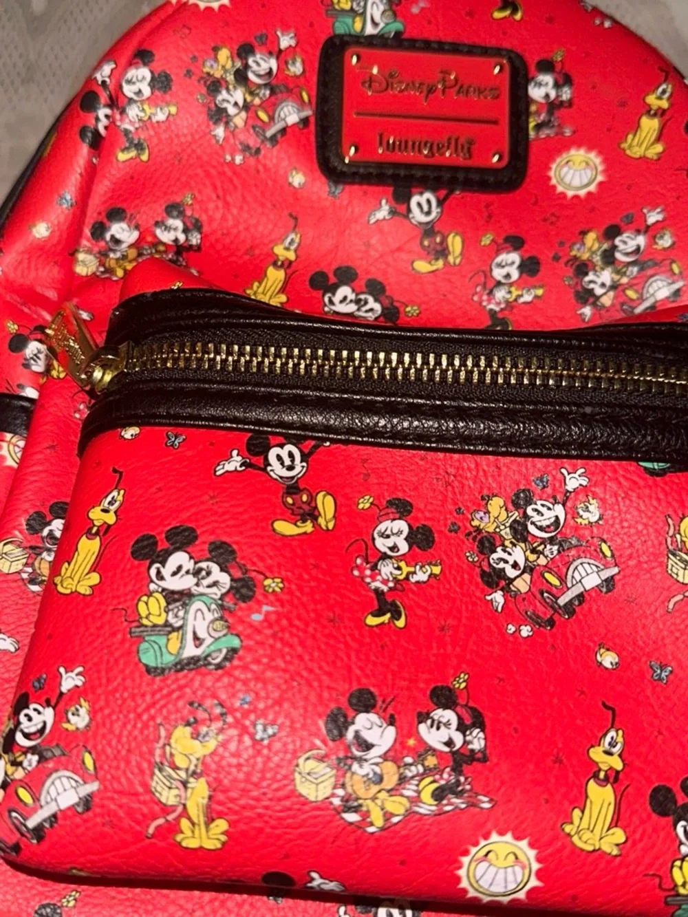 Mickey and friends Mini backpack